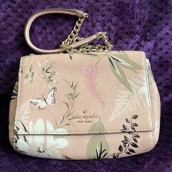 Kate Spade Pebbled Leather Punk Flower, Butterfly Design Chain Strap EUC - Picture 1 of 9